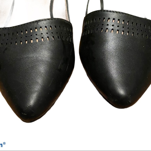 AVON Cushion Walk black flats with cut out detail - Picture 6 of 7